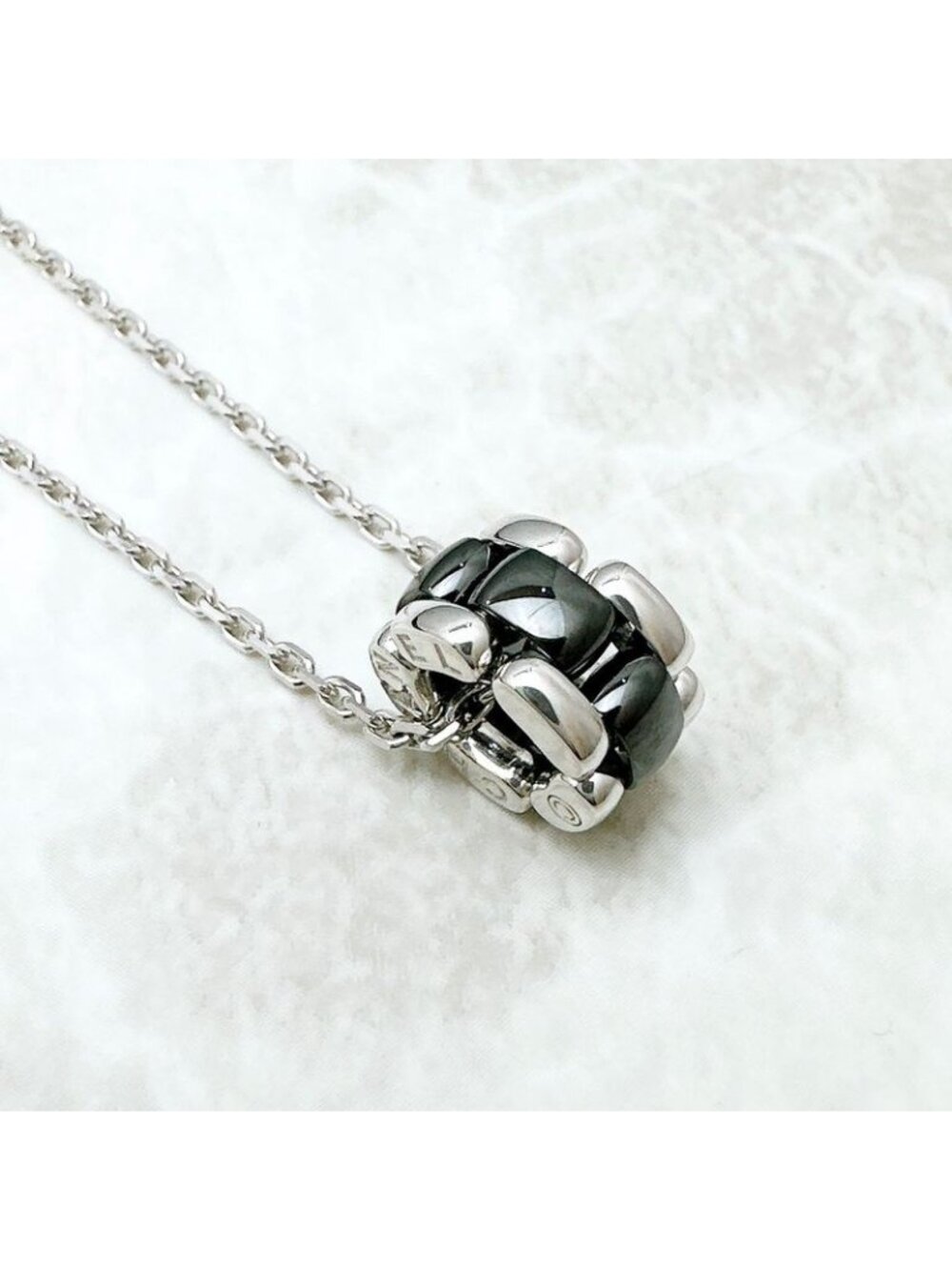 Chanel Ultra White Gold Black Ceramic Necklace .5 cm - Picture 2 of 6